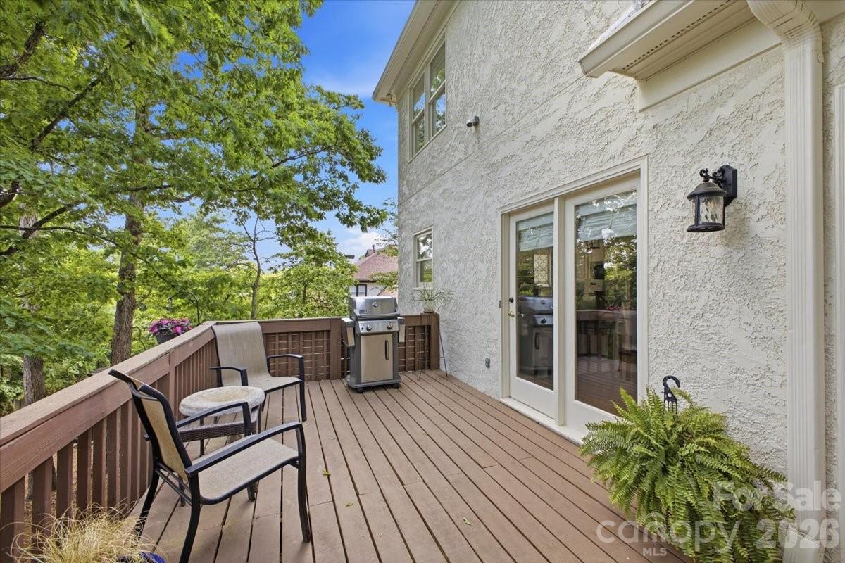 3726 Surry Ridge Court