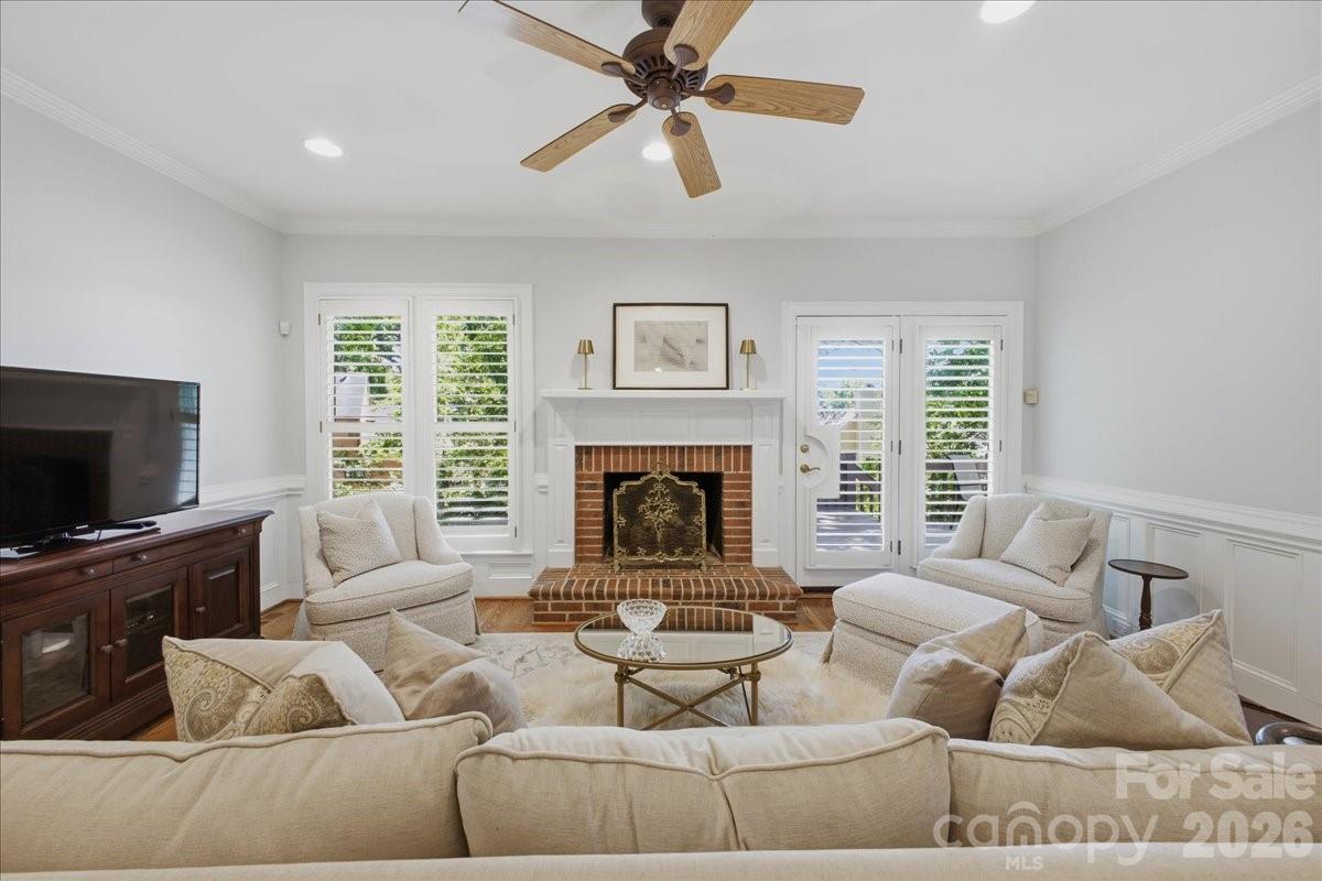 3726 Surry Ridge Court