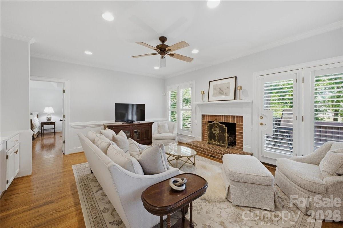 3726 Surry Ridge Court