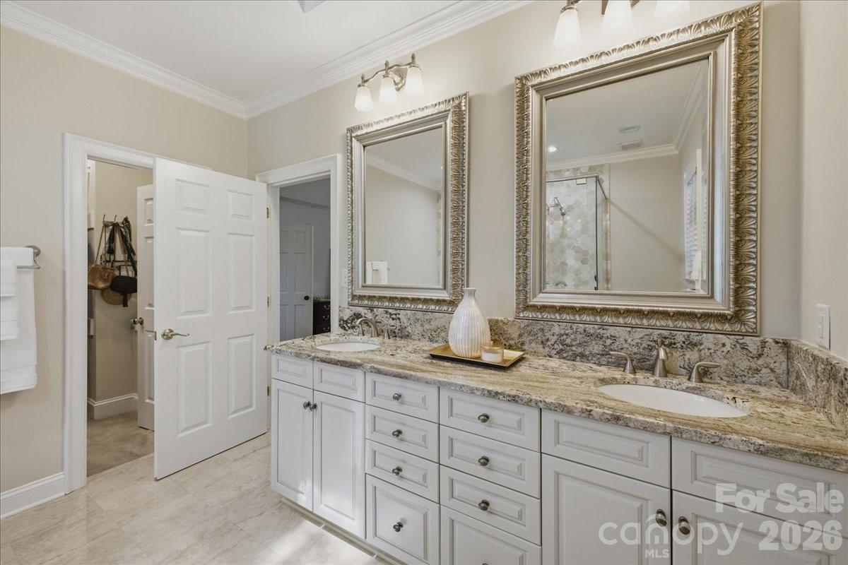 3726 Surry Ridge Court