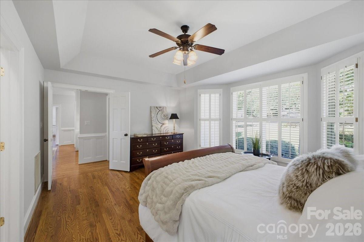 3726 Surry Ridge Court