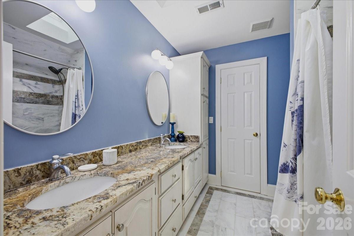 3726 Surry Ridge Court