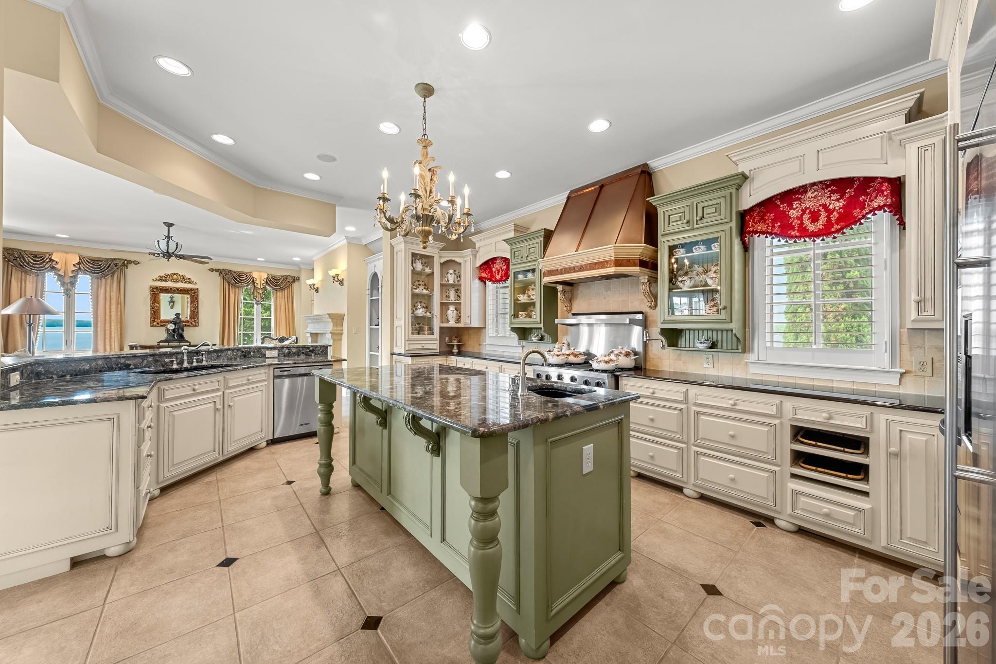 331 Ivy Arbor Circle