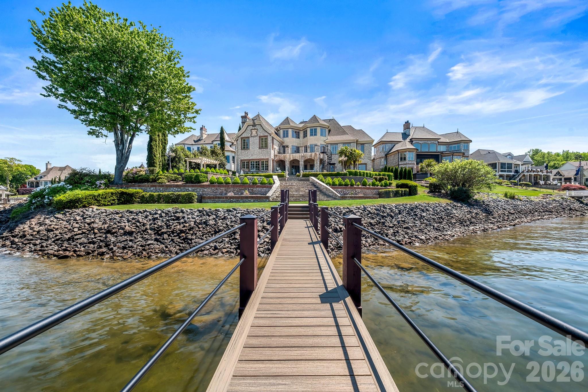 331 Ivy Arbor Circle