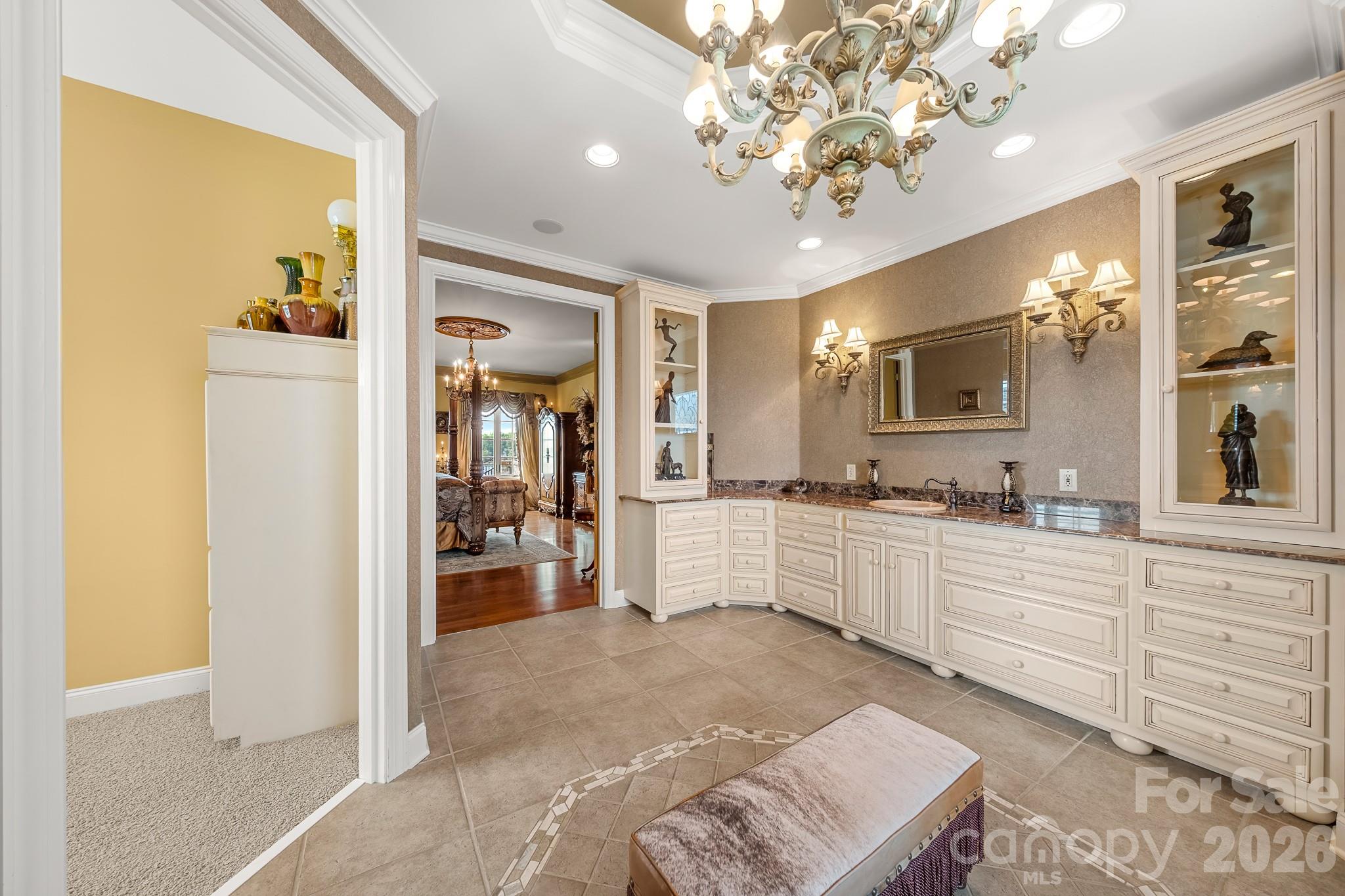 331 Ivy Arbor Circle