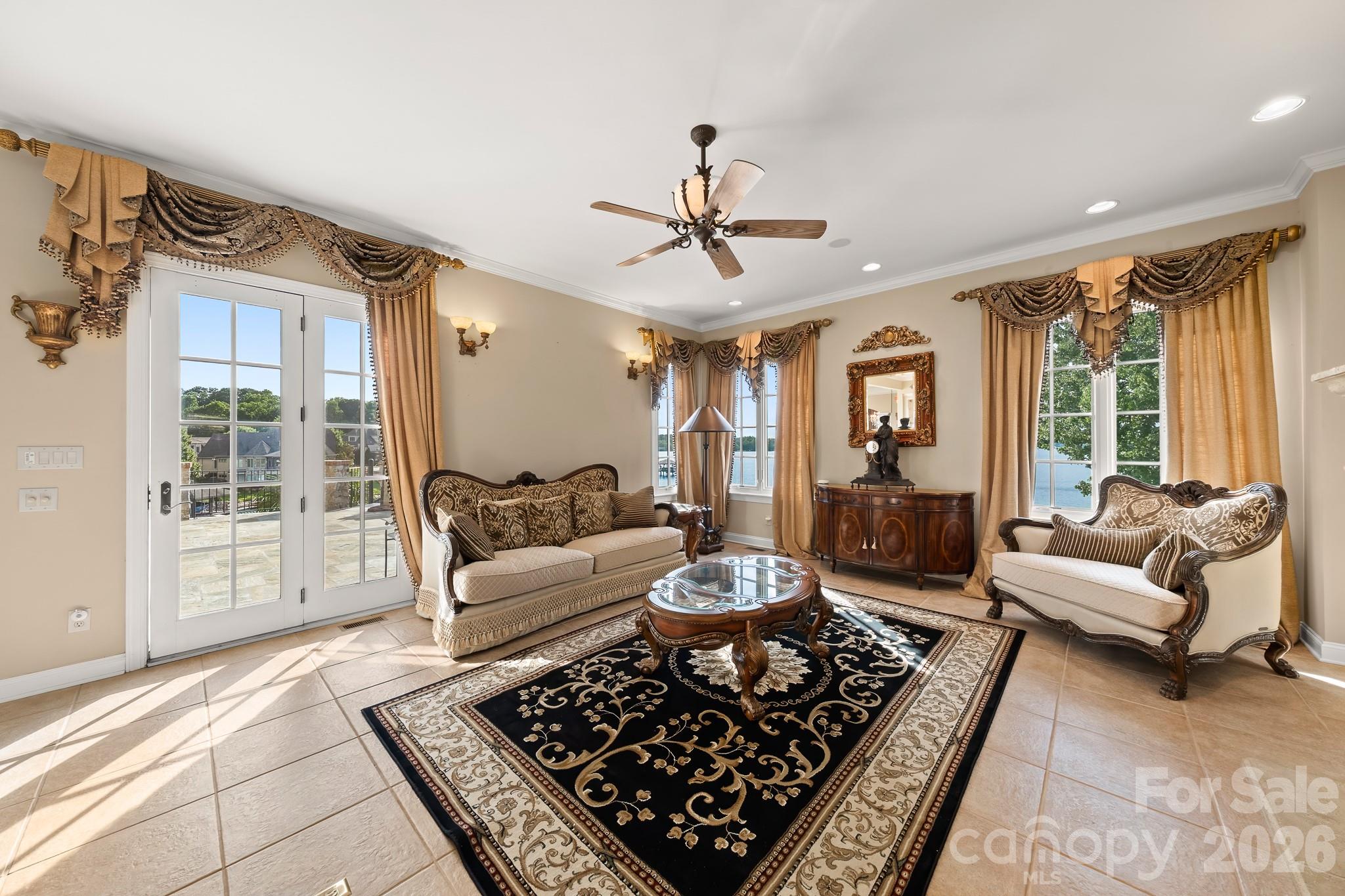 331 Ivy Arbor Circle