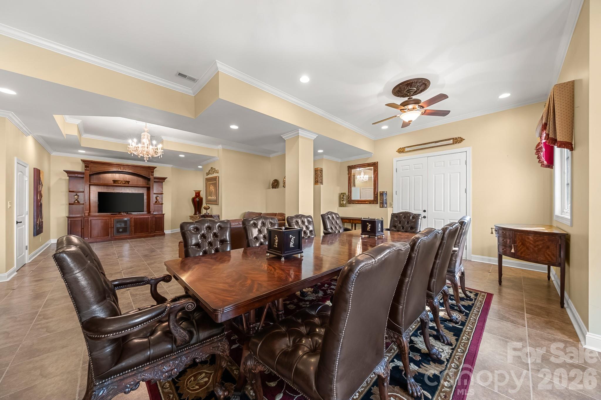 331 Ivy Arbor Circle