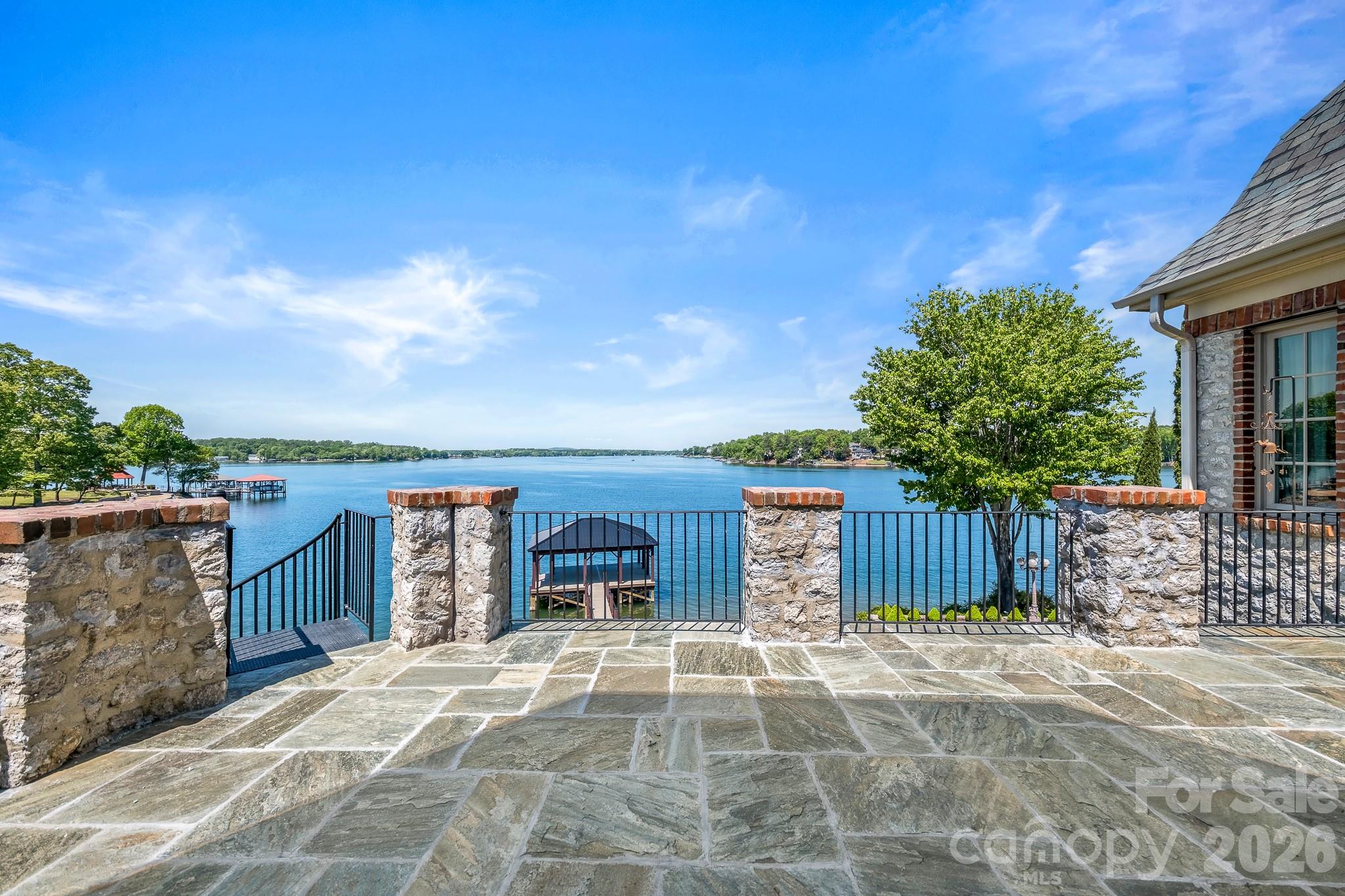 331 Ivy Arbor Circle