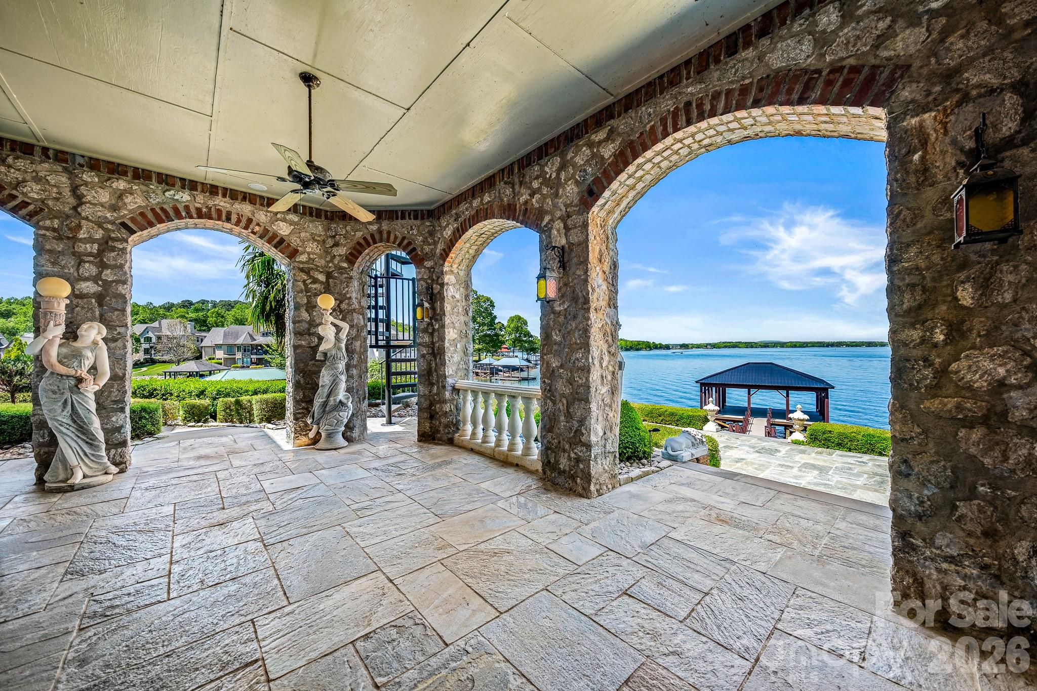331 Ivy Arbor Circle