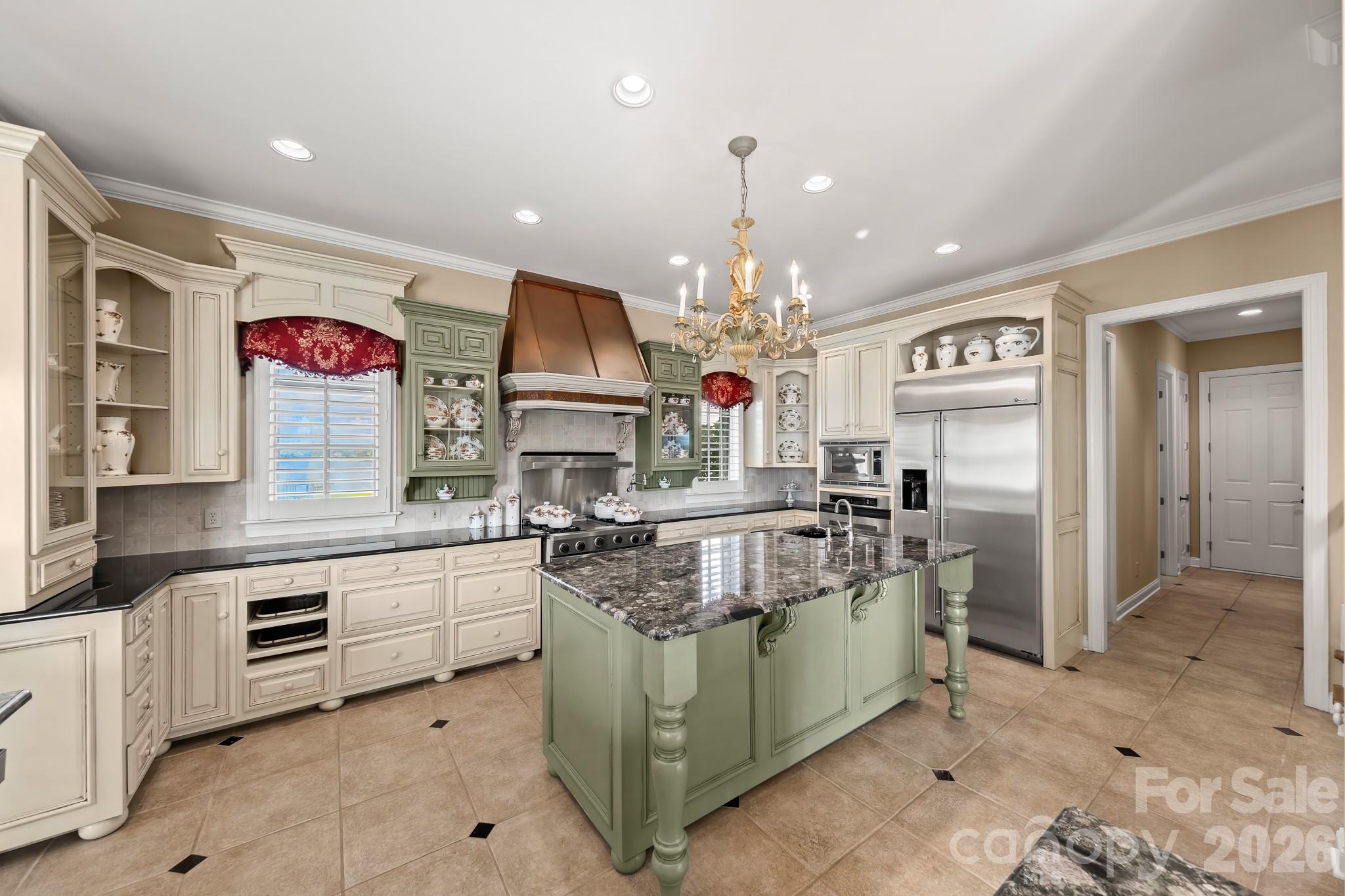 331 Ivy Arbor Circle