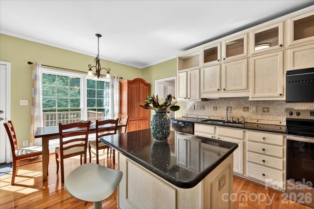13218 Willow Breeze Lane