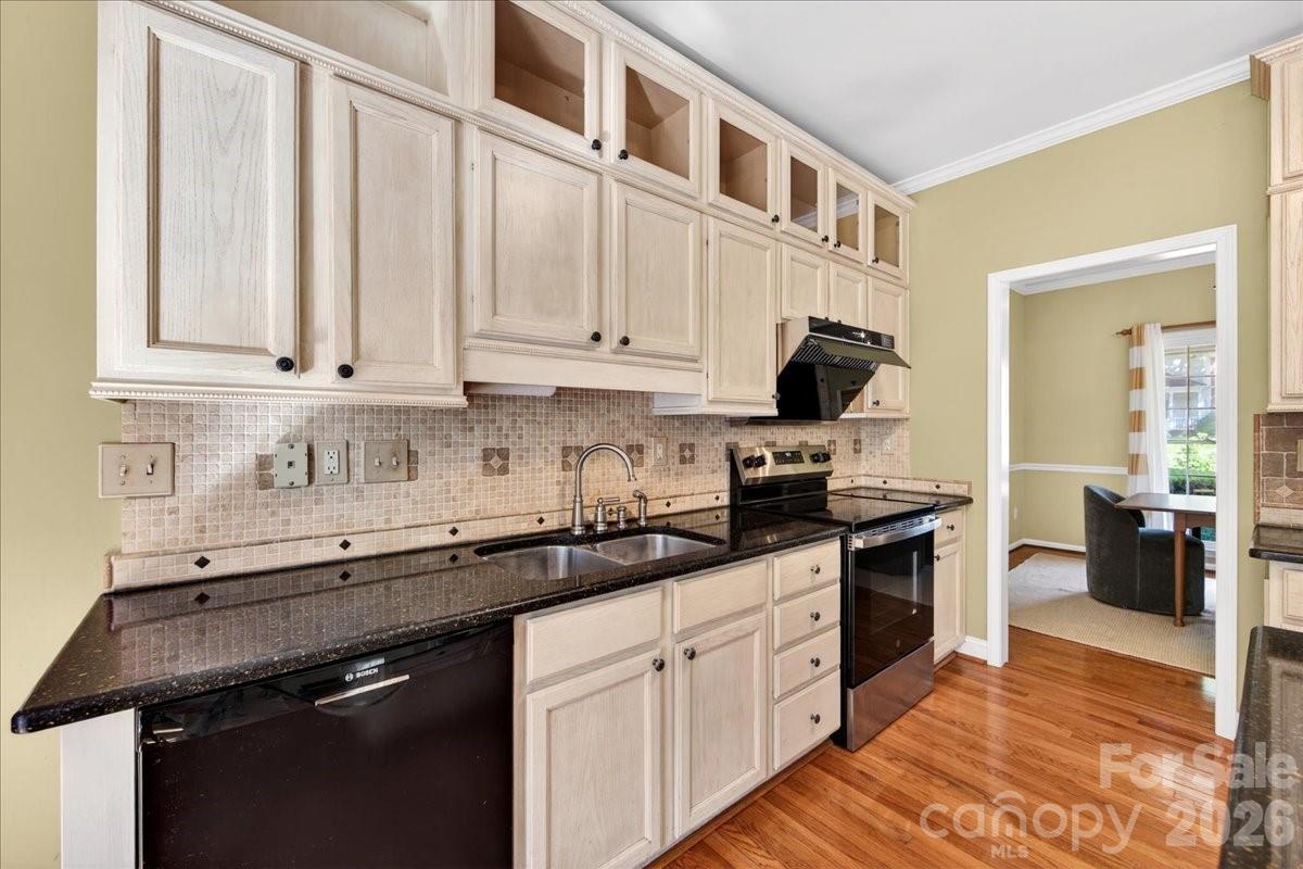 13218 Willow Breeze Lane