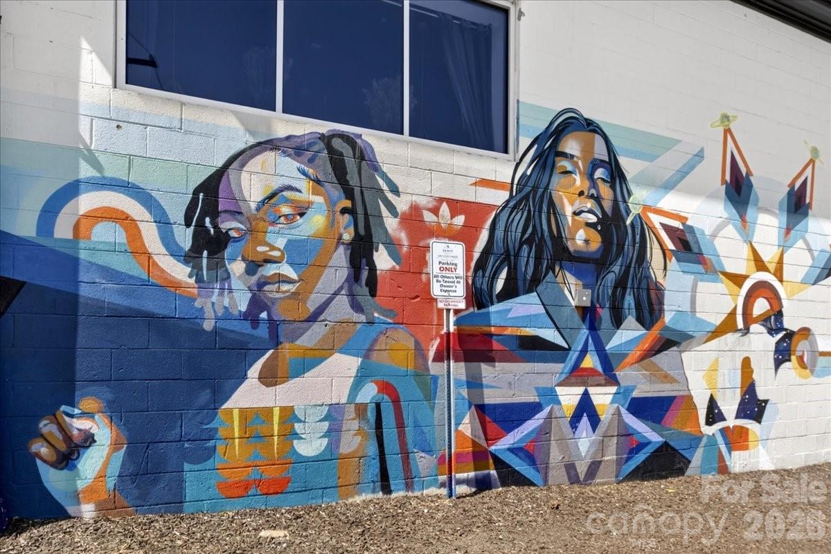 268 W Bland Street