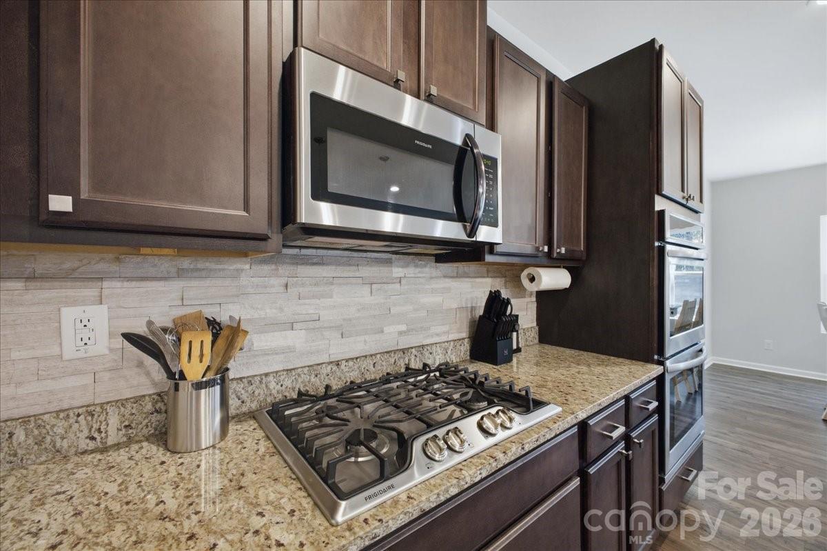 7612 Tanglewood Way