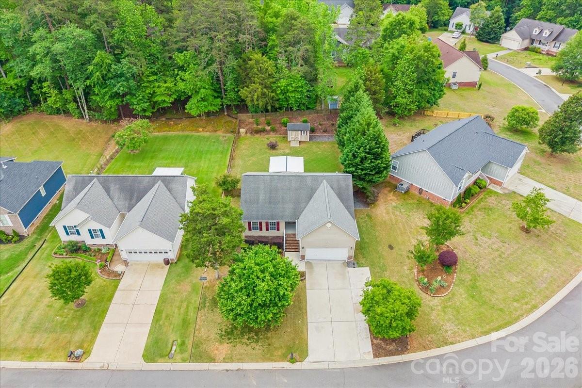 1120 Warpers Lane