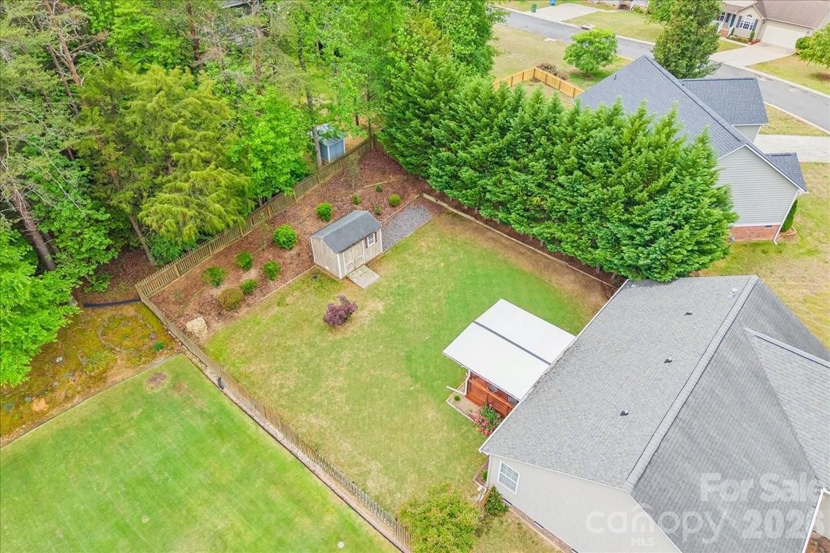 1120 Warpers Lane