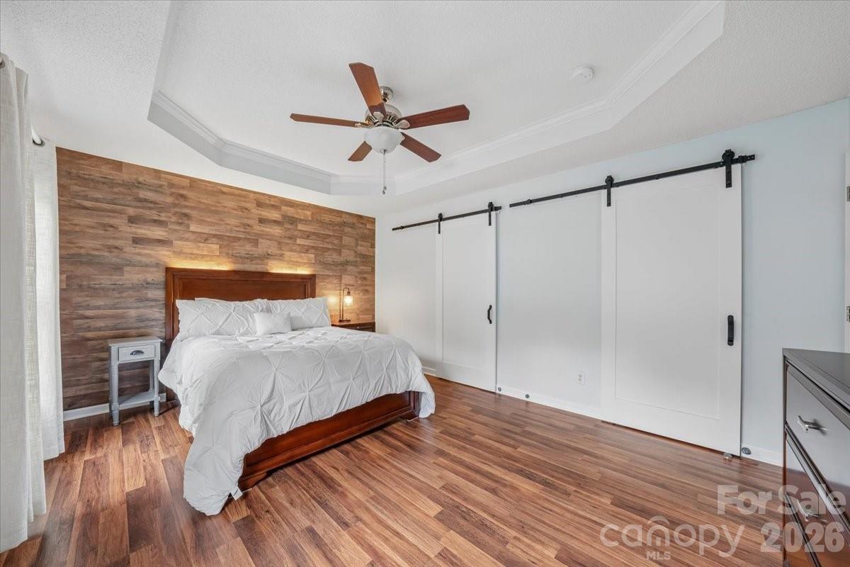 1120 Warpers Lane