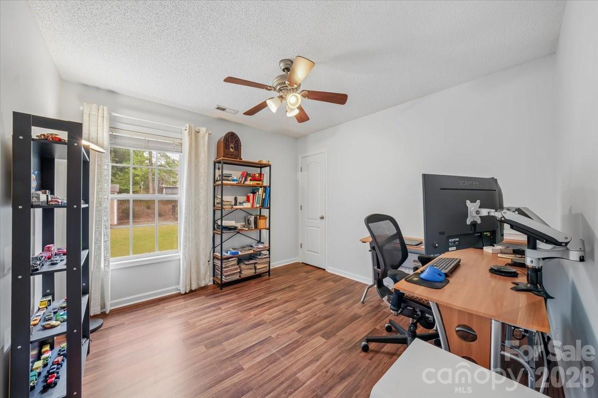 1120 Warpers Lane