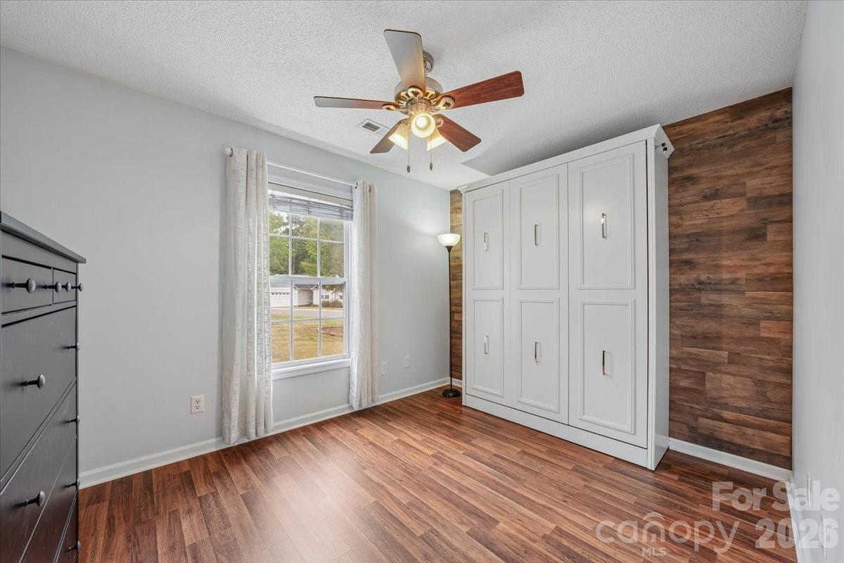 1120 Warpers Lane