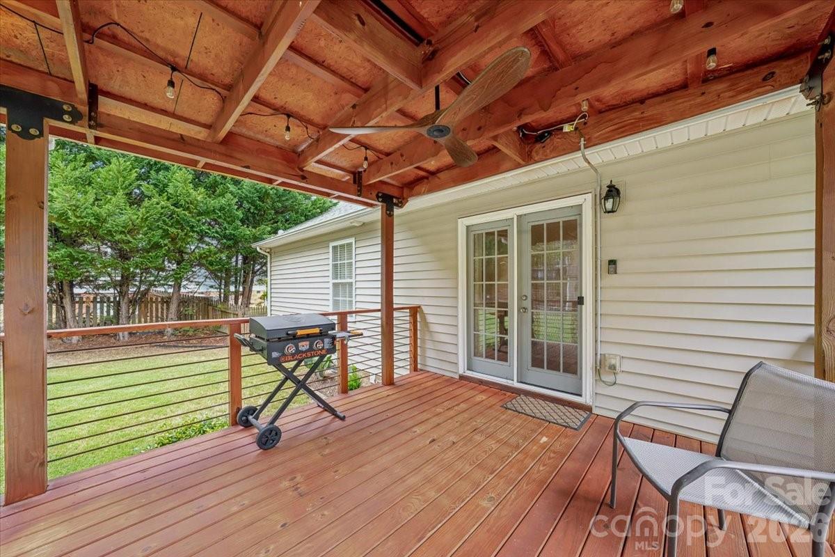 1120 Warpers Lane