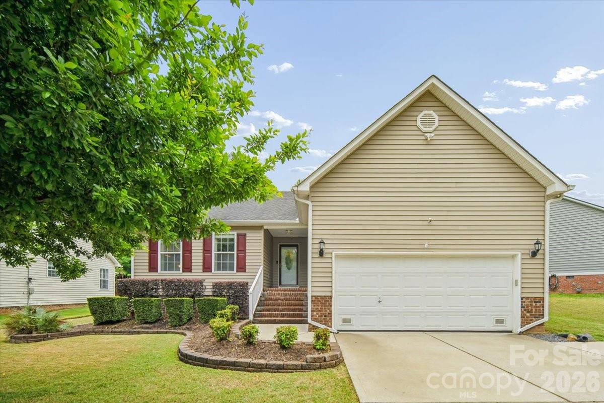 1120 Warpers Lane