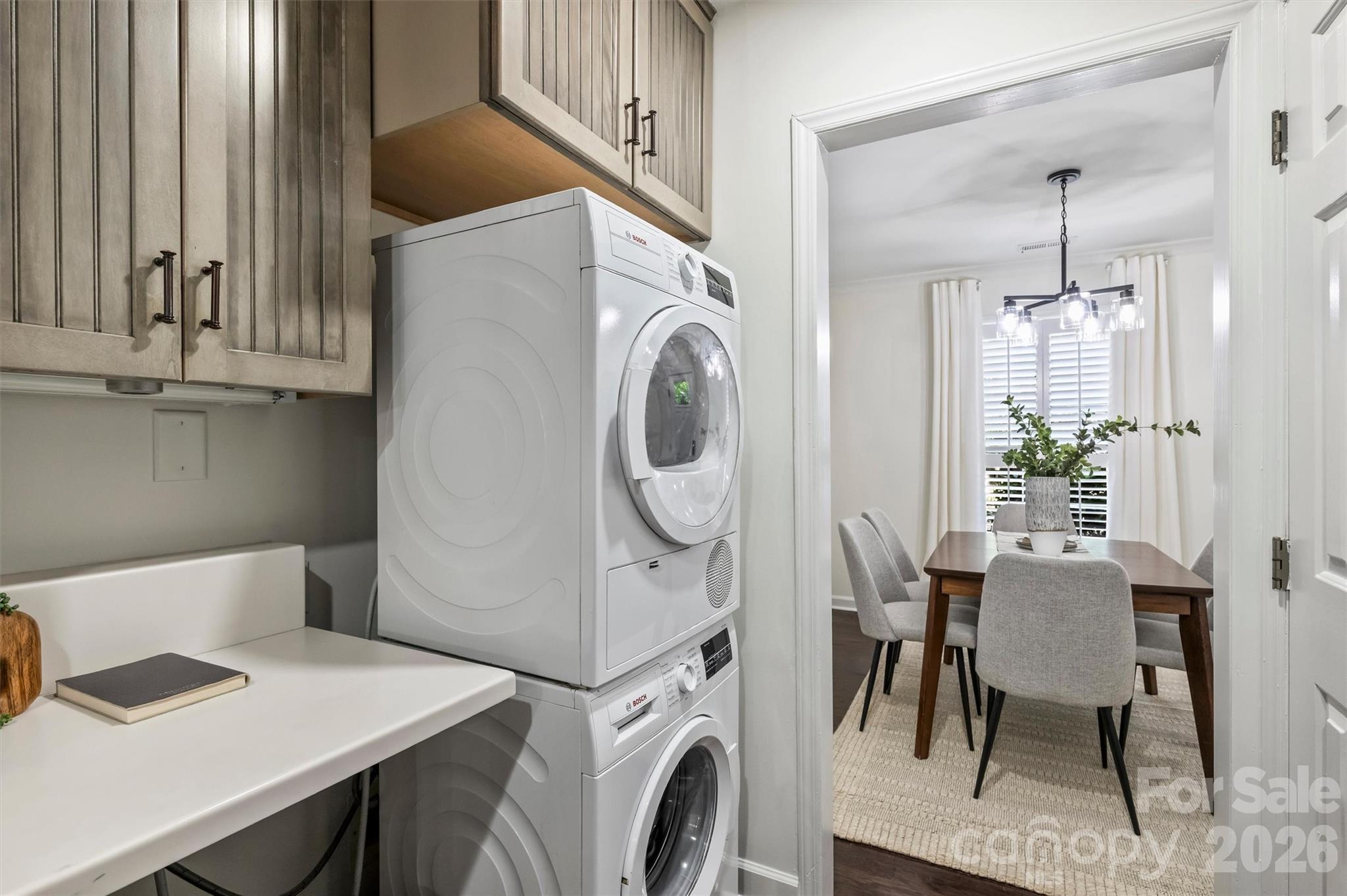 520 N Poplar Street Unit: I