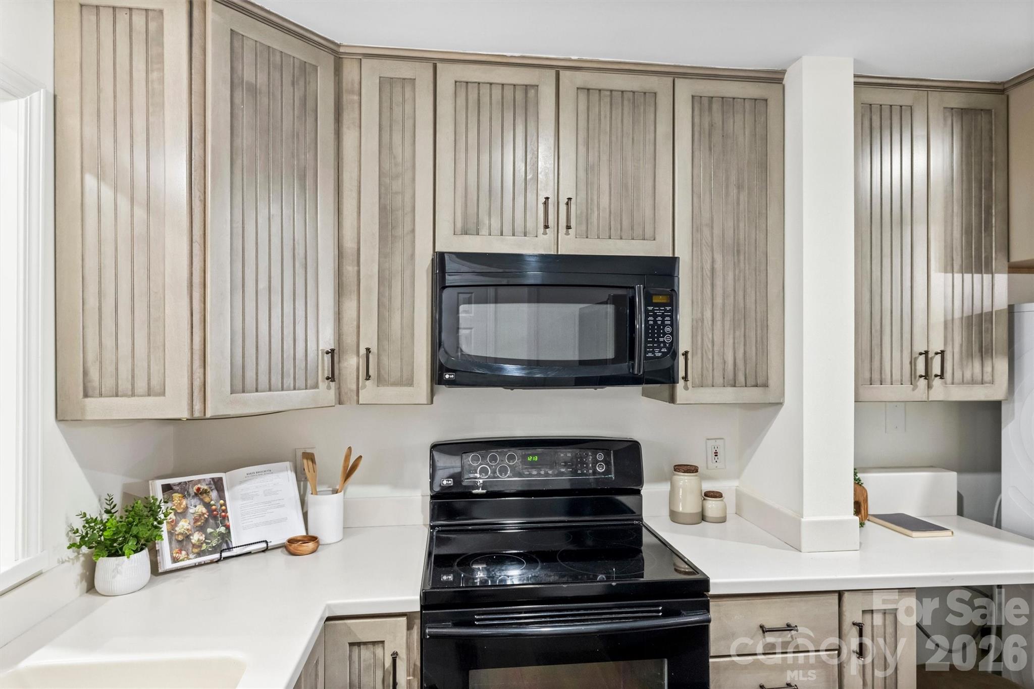 520 N Poplar Street Unit: I