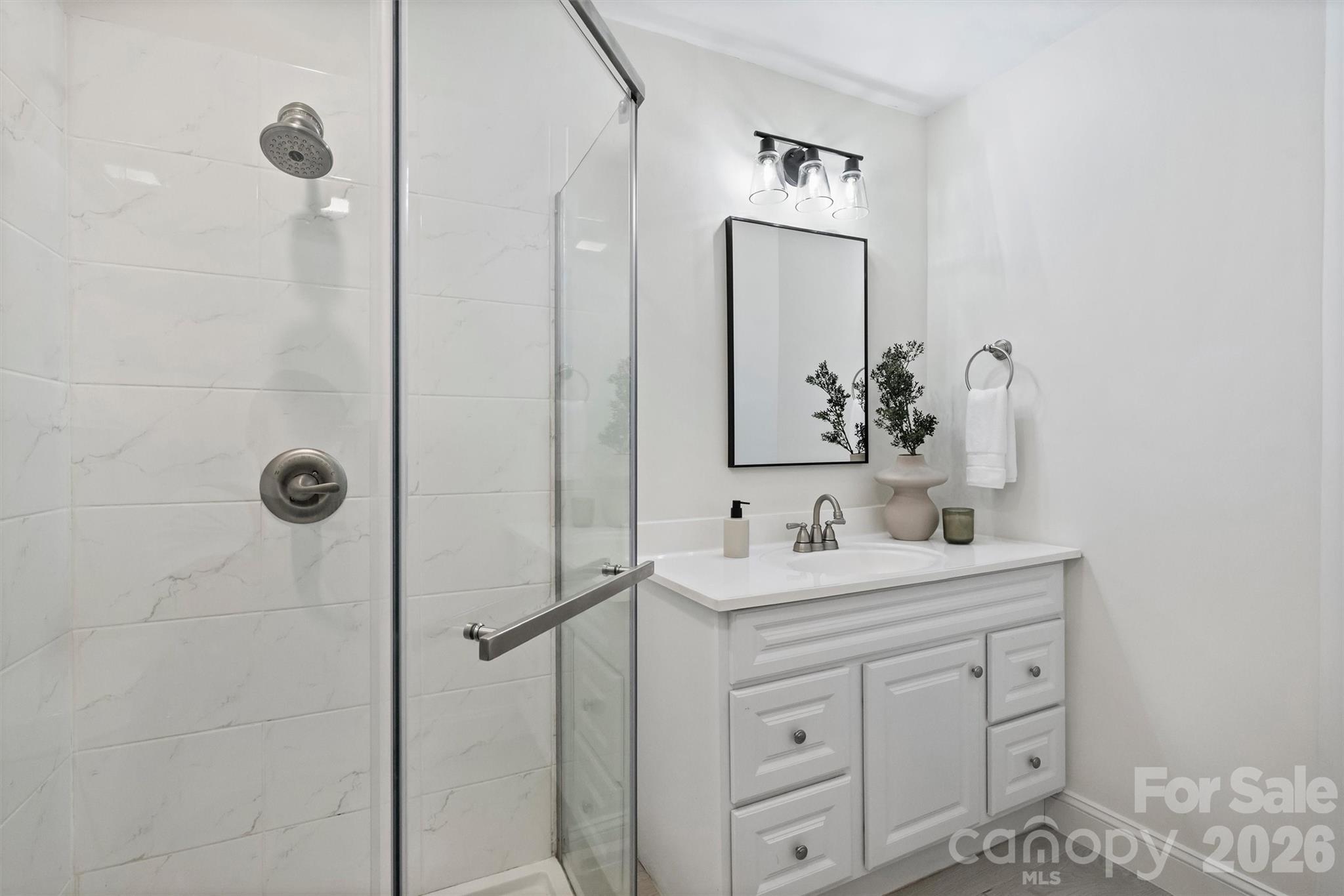 520 N Poplar Street Unit: I