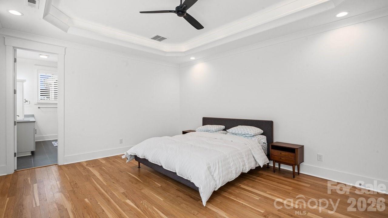 14140 Shelburne Village Drive