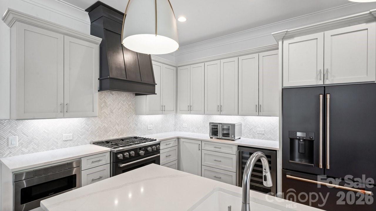 14140 Shelburne Village Drive