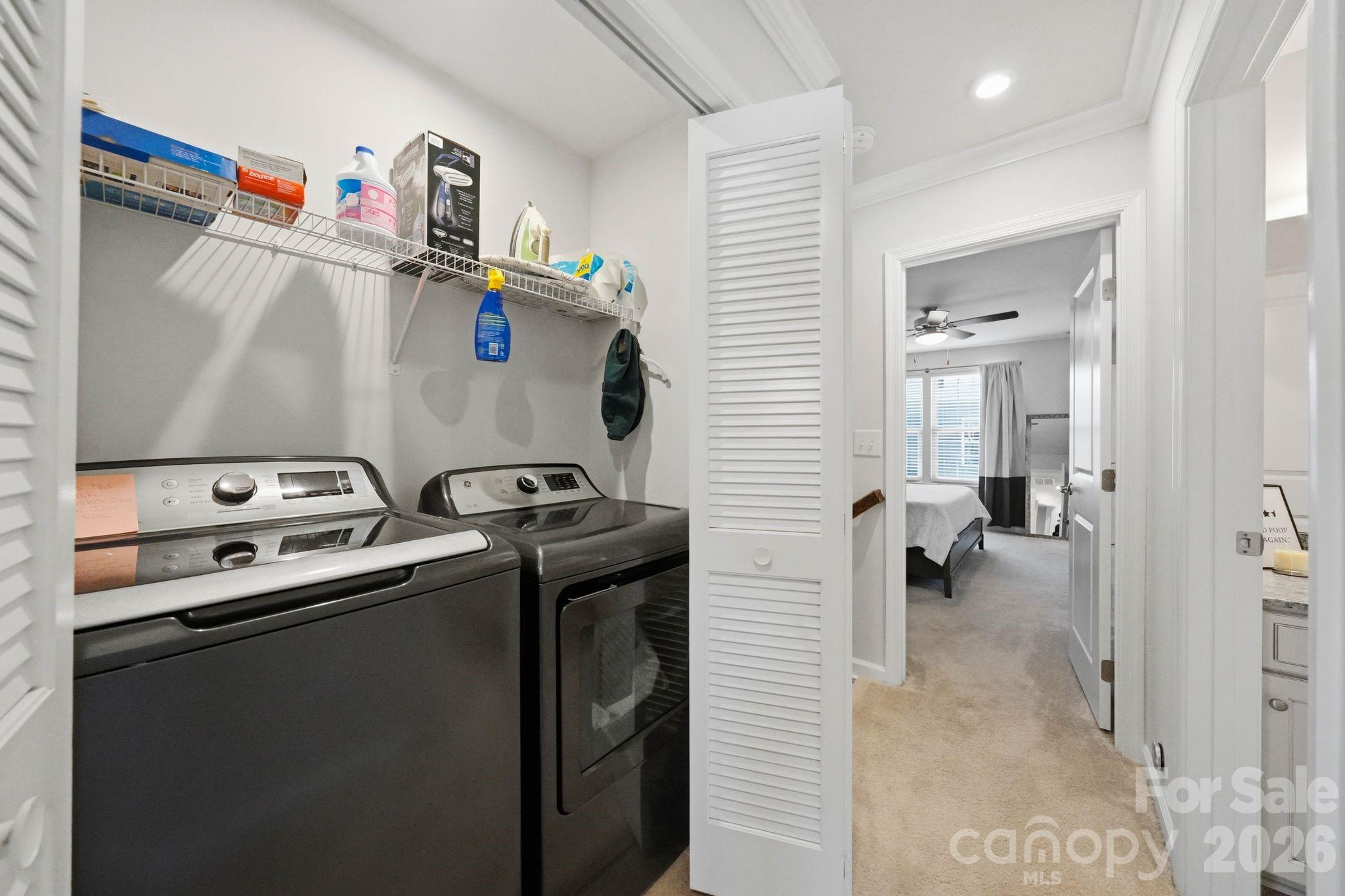 1221 Queen Lyon Court