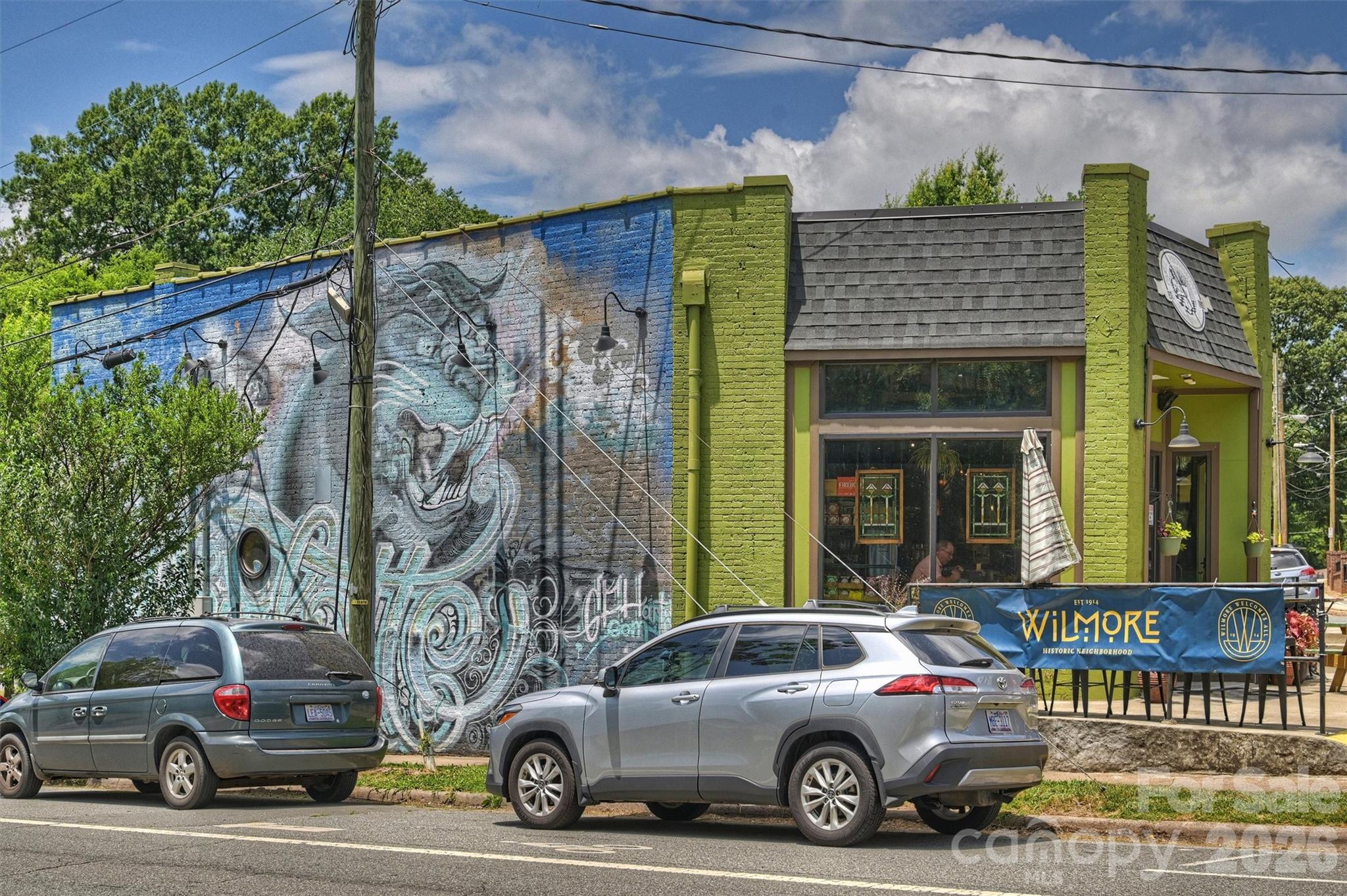 827 Spruce Street