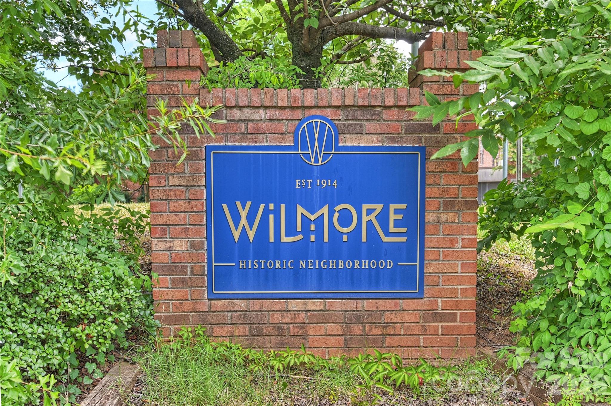 827 Spruce Street