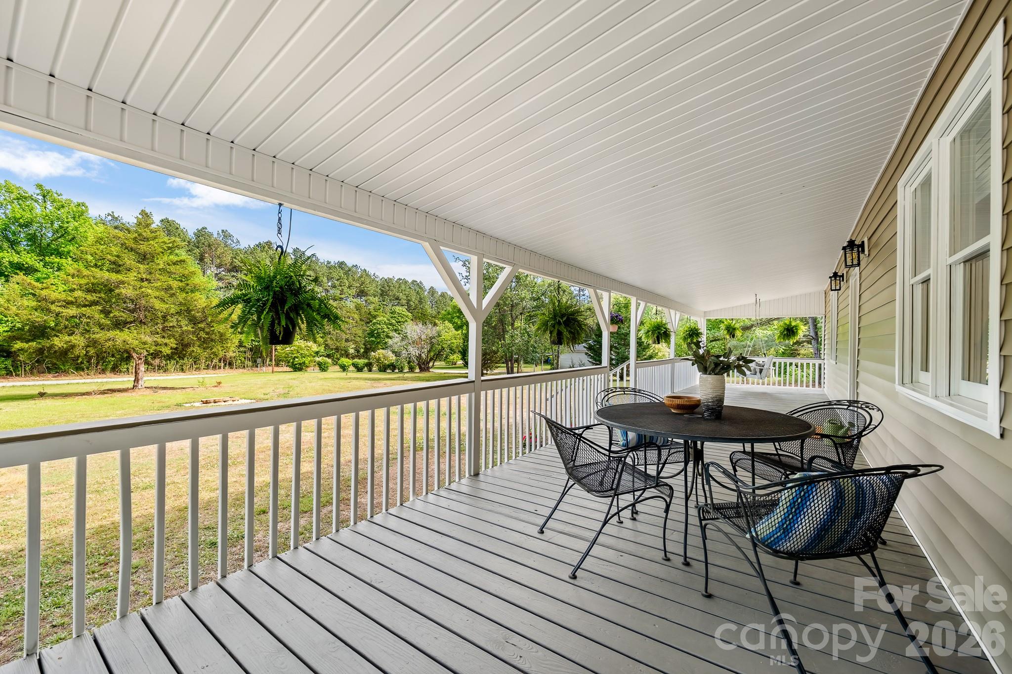 10718 Lancaster Highway