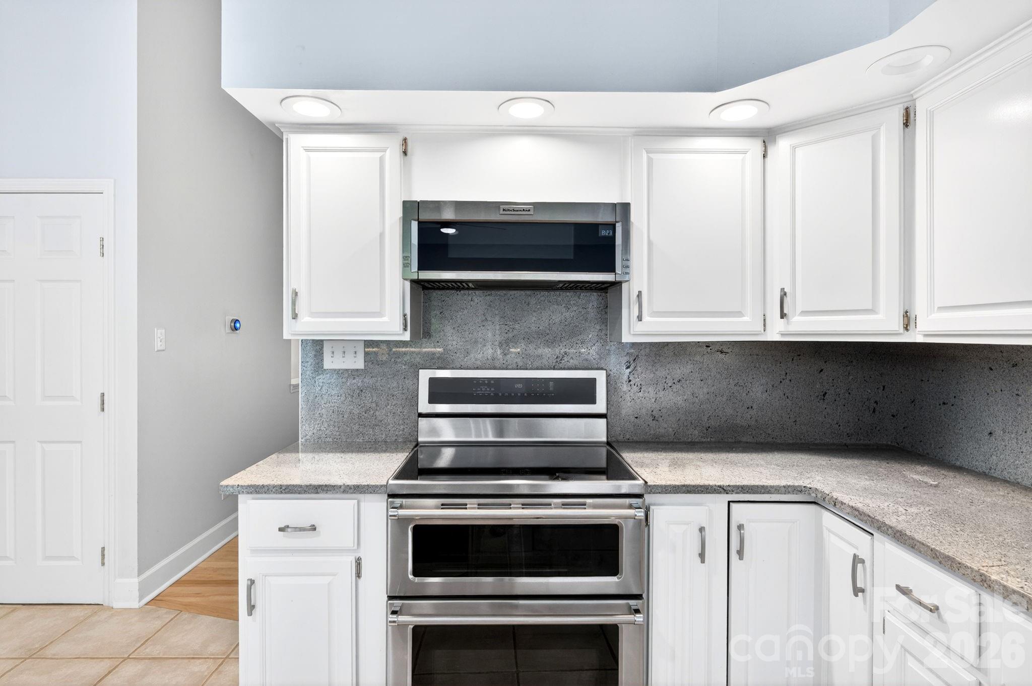 153 Skyview Circle