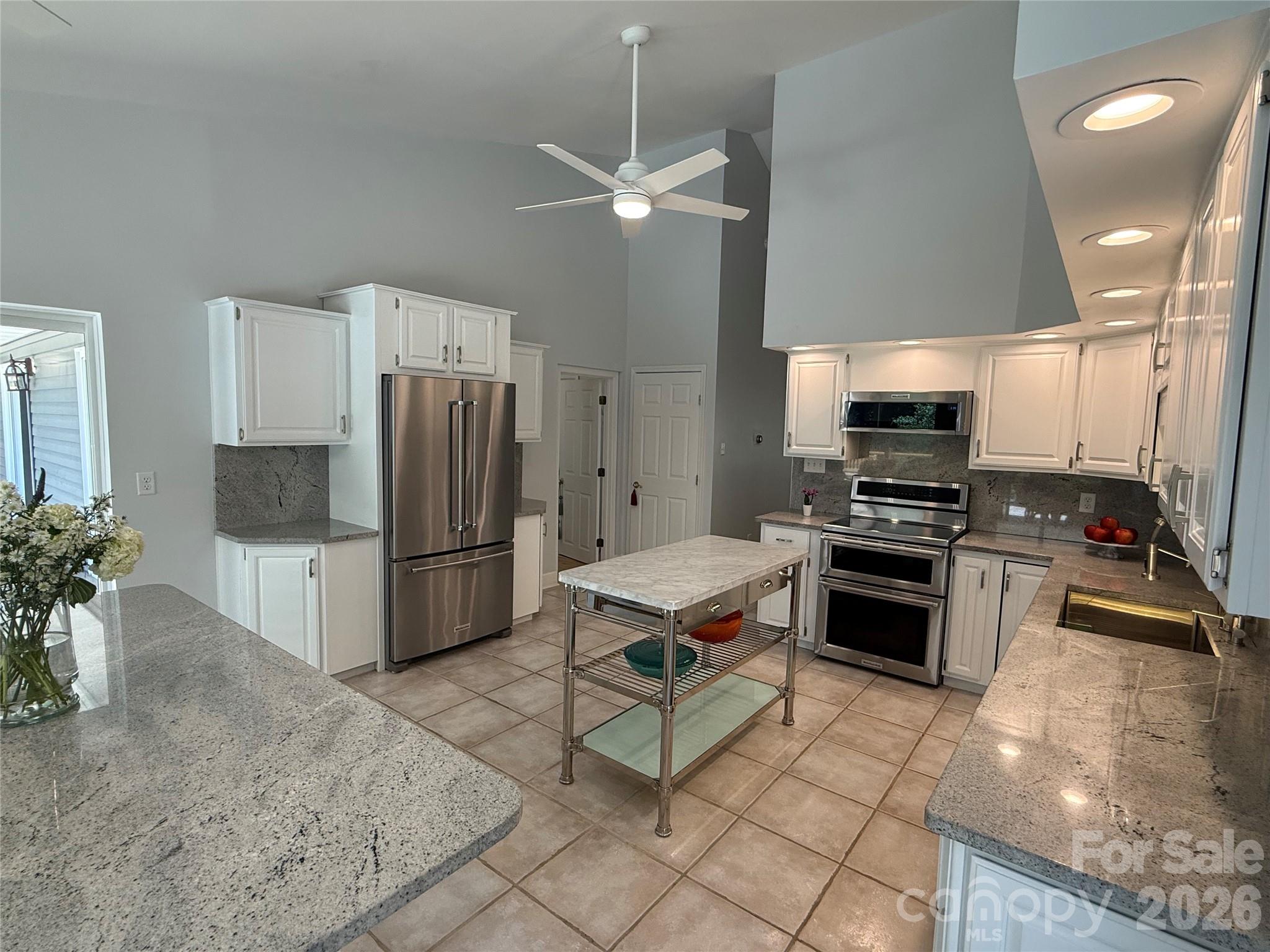 153 Skyview Circle
