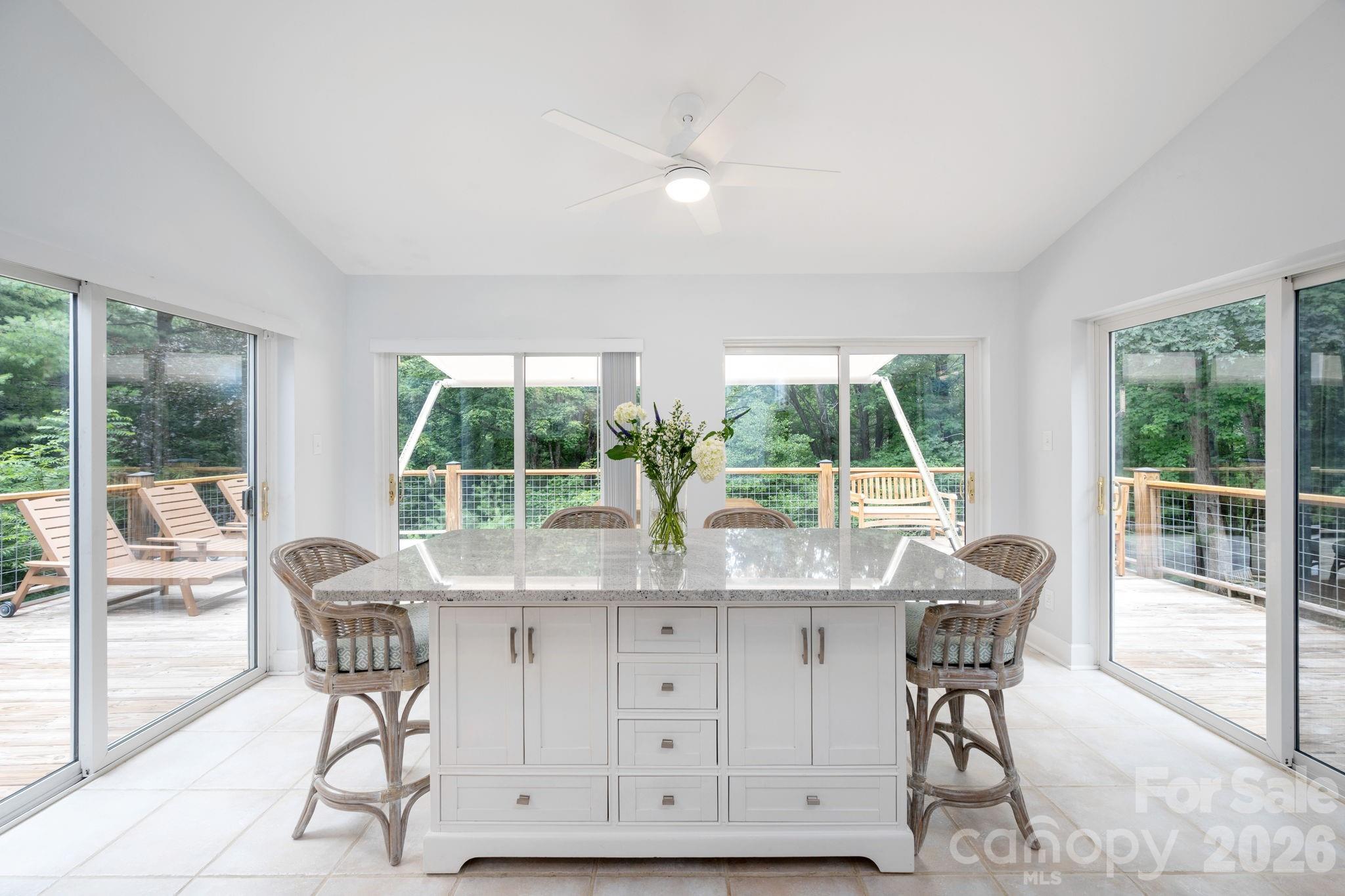 153 Skyview Circle