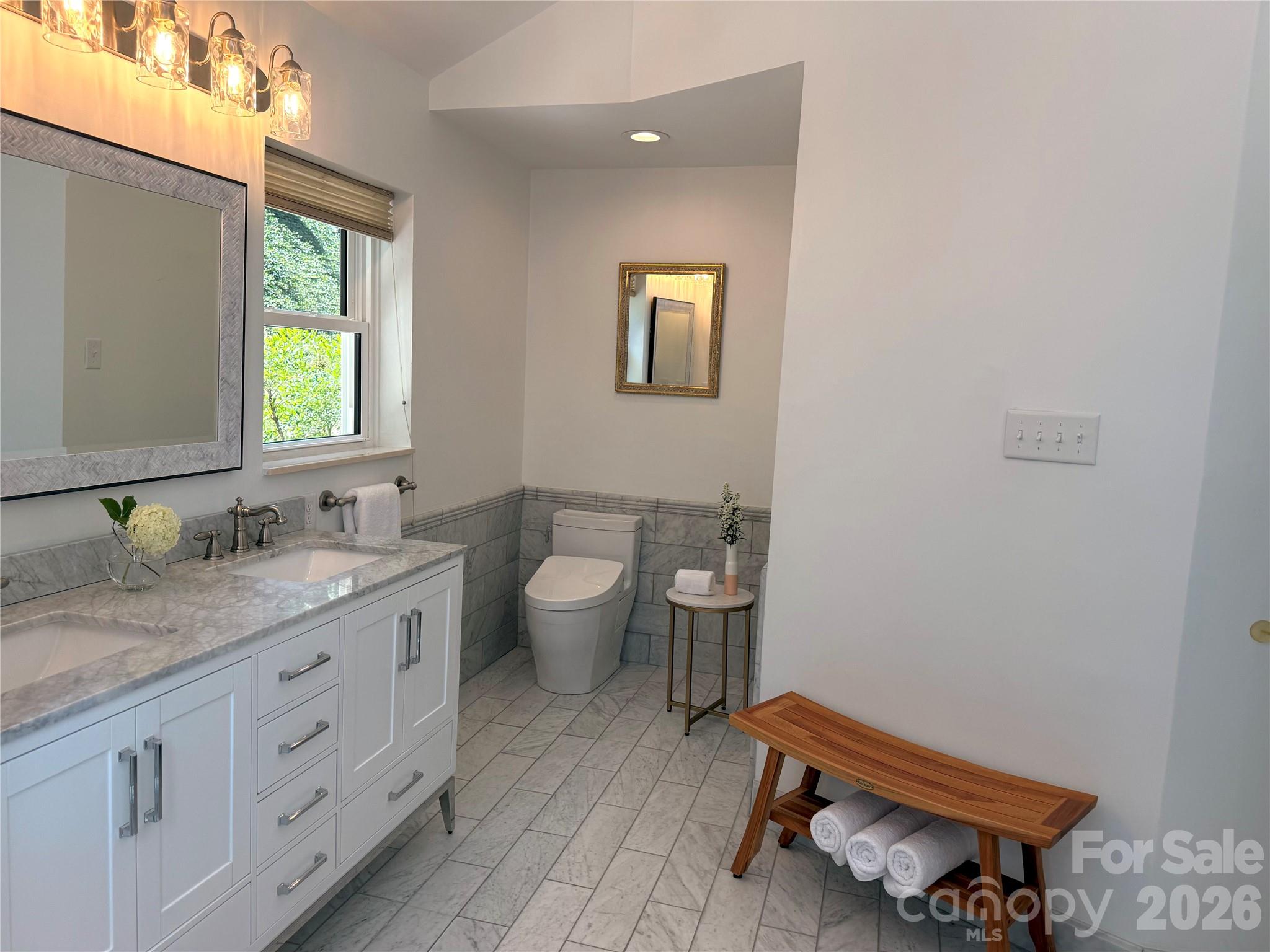 153 Skyview Circle