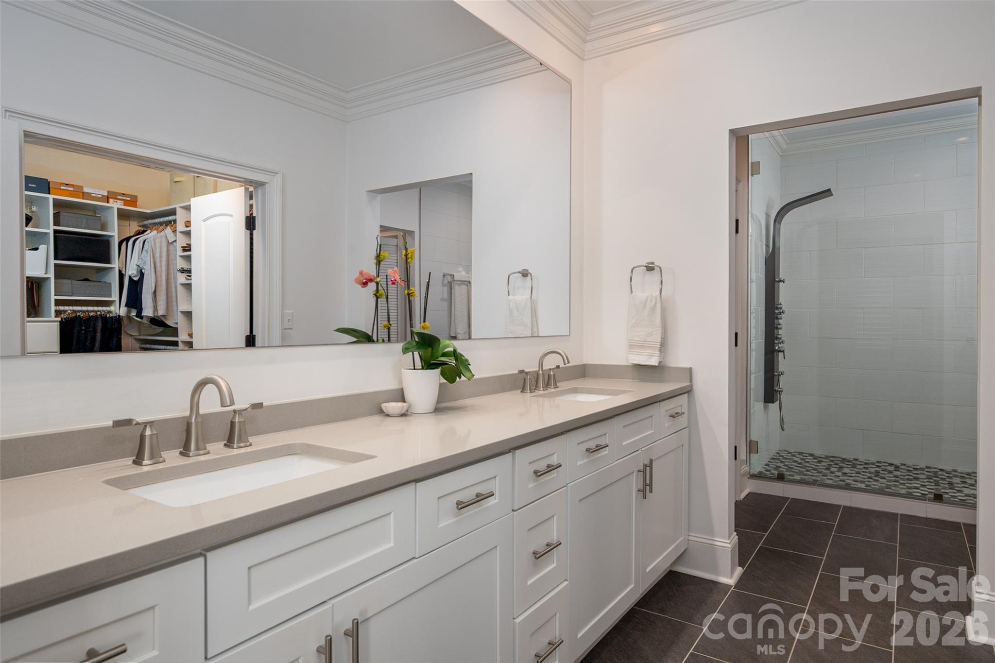 400 N Church Street Unit: 616