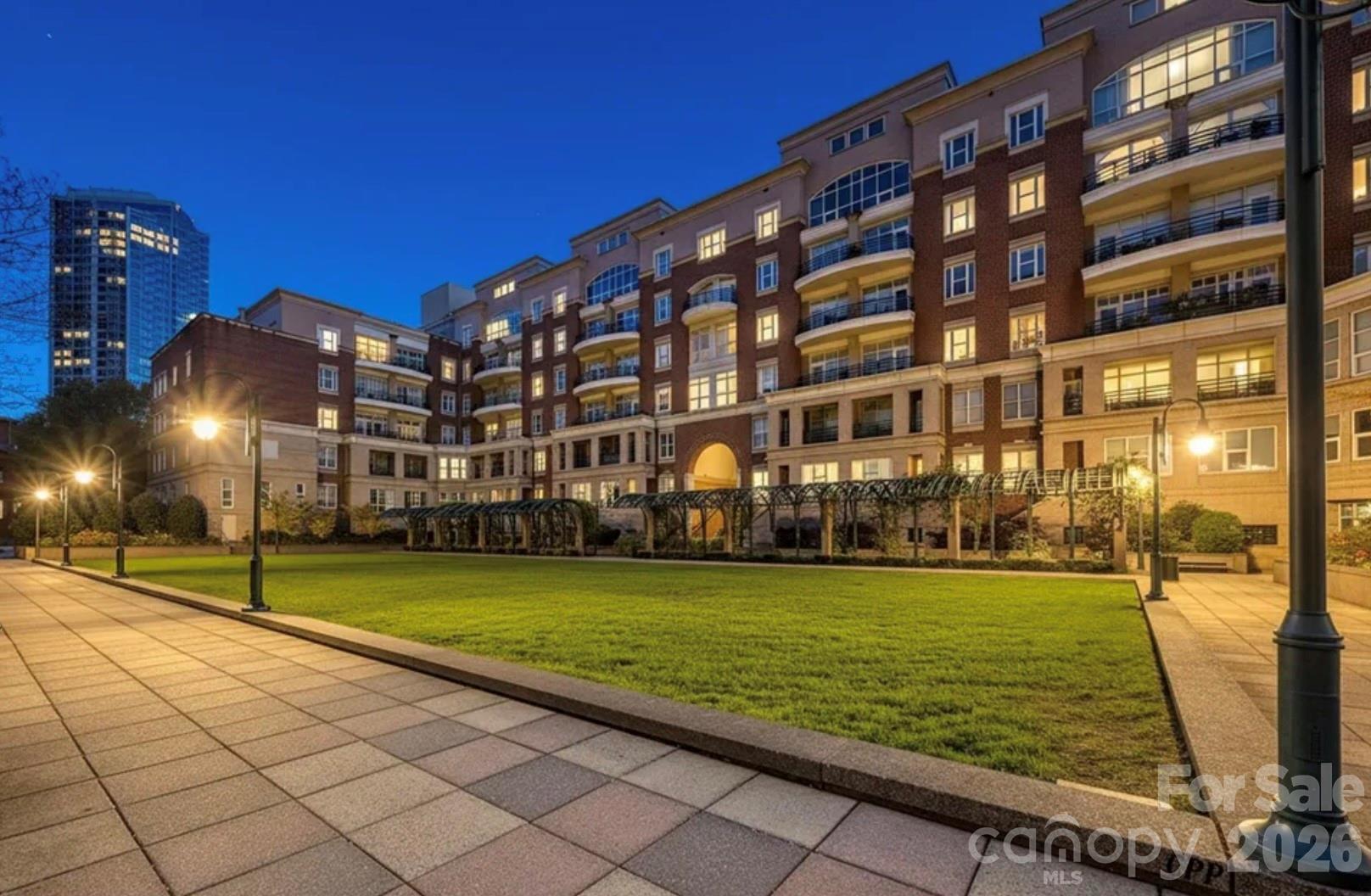 400 N Church Street Unit: 616