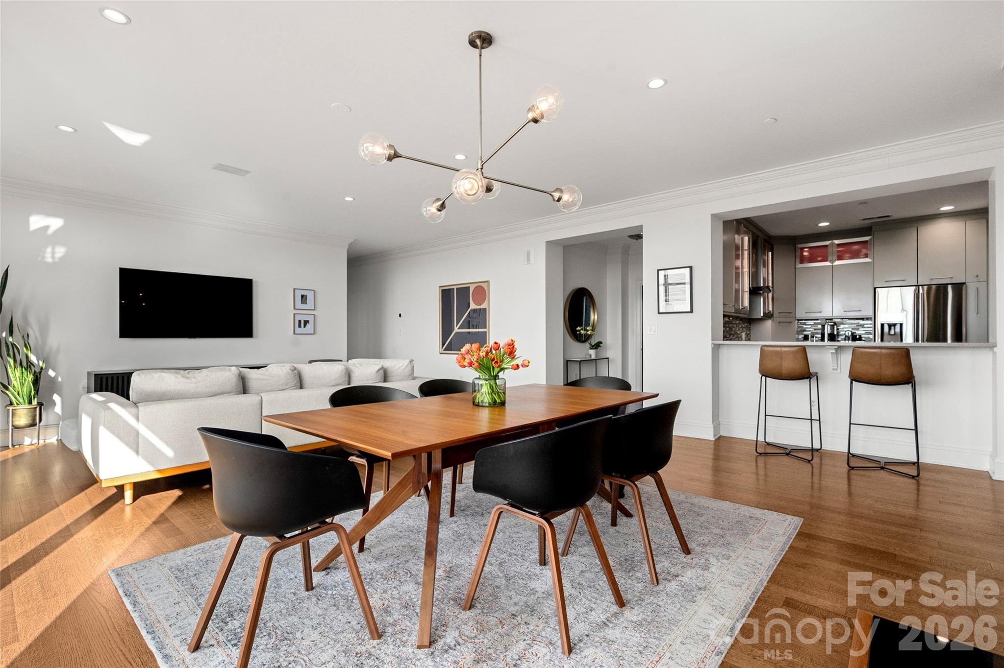 400 N Church Street Unit: 616