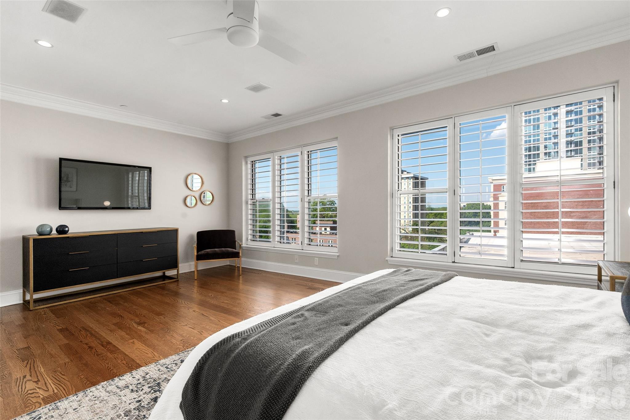 400 N Church Street Unit: 616