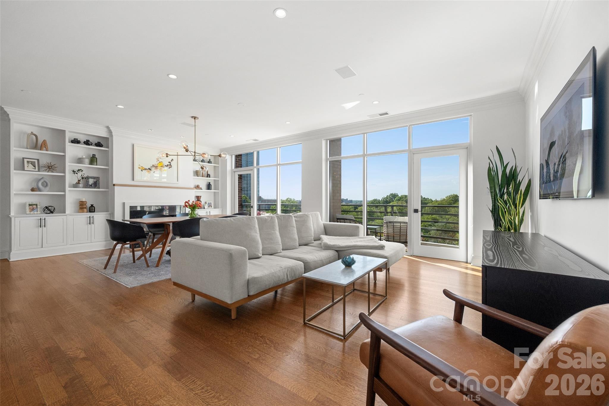 400 N Church Street Unit: 616