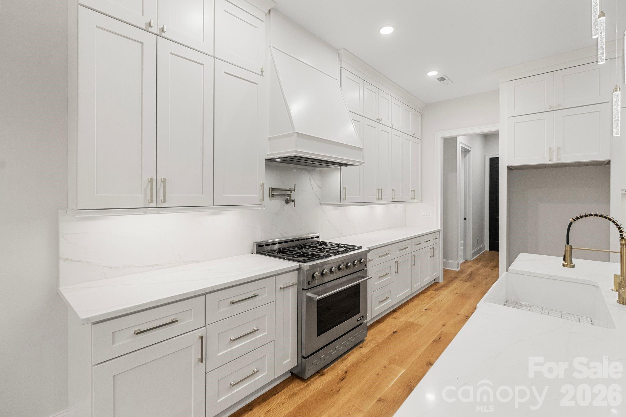 3204 Chancellor Lane
