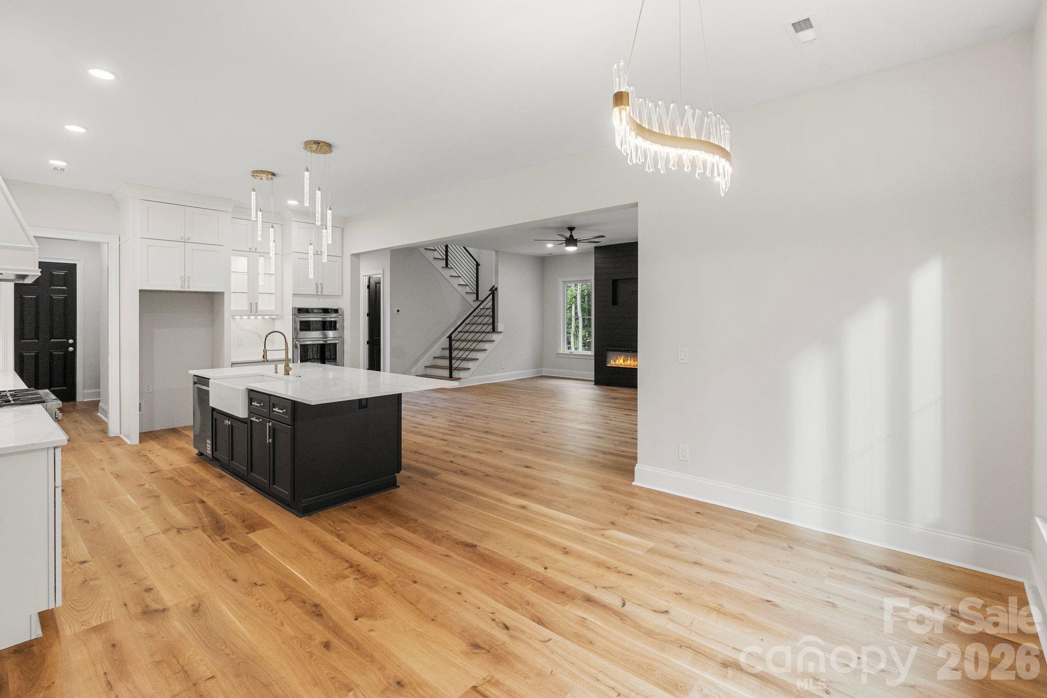 3204 Chancellor Lane