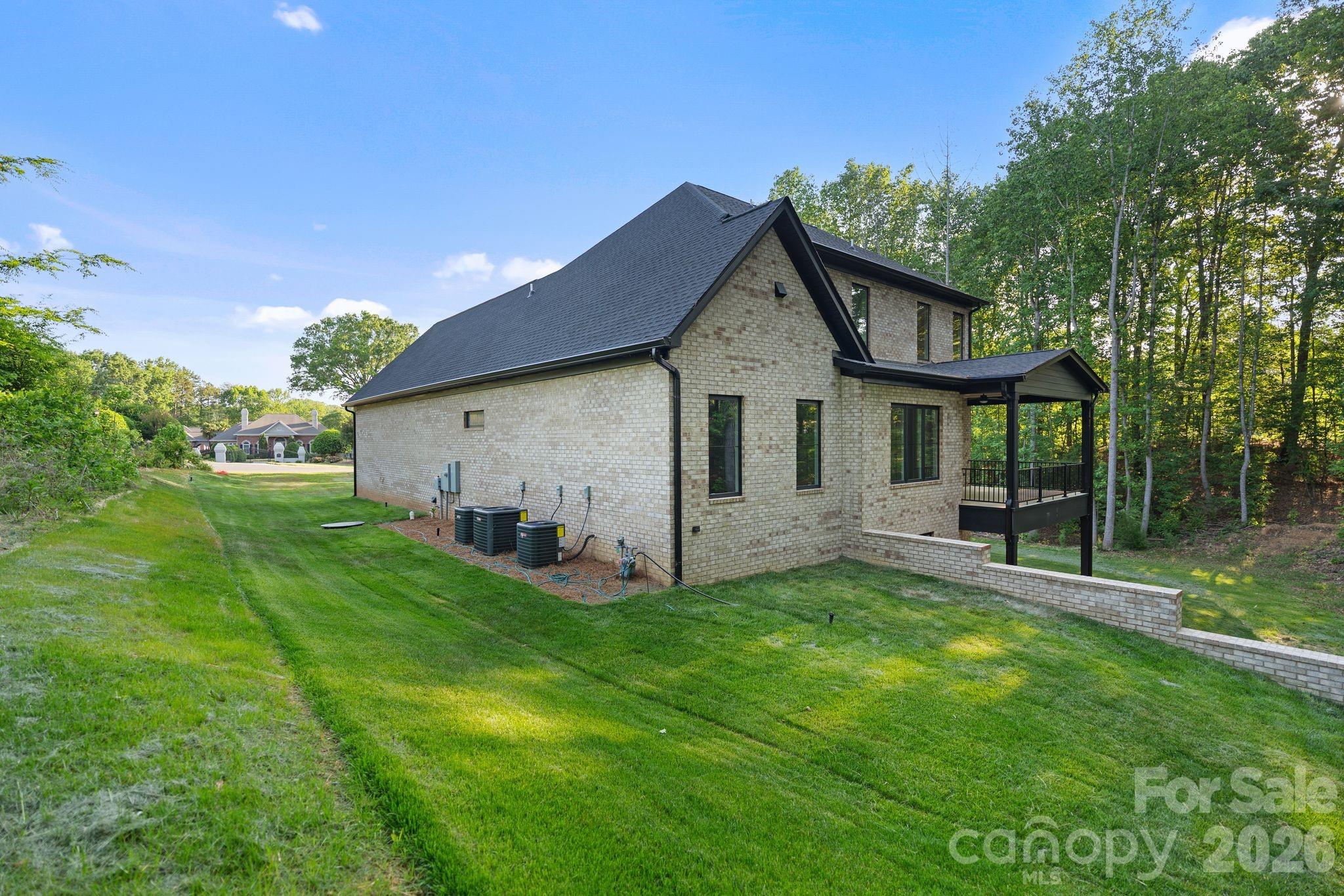 3204 Chancellor Lane