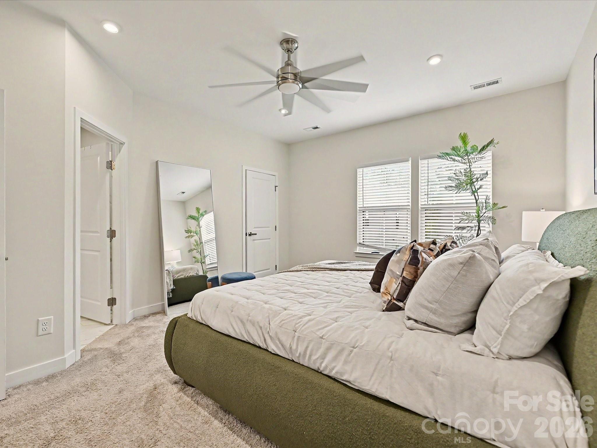 653 Uwharrie River Road Unit: 1004F
