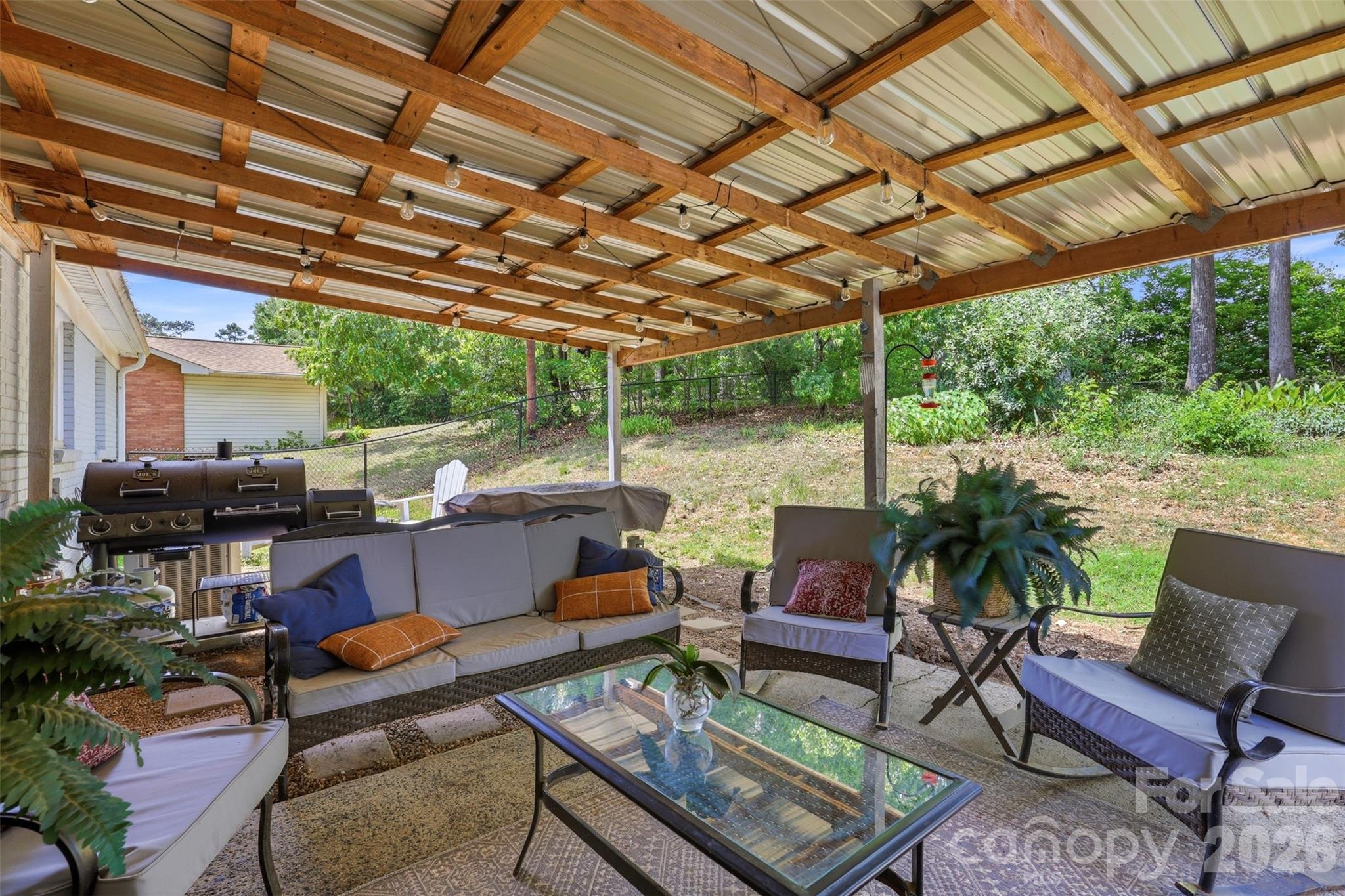 6607 Elmwood Circle