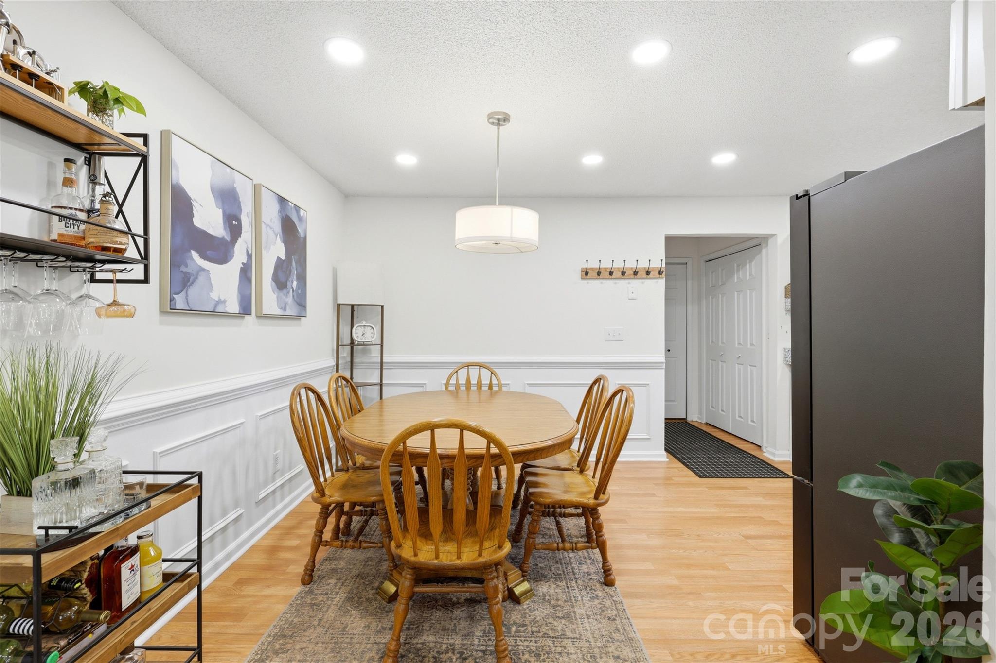 6607 Elmwood Circle