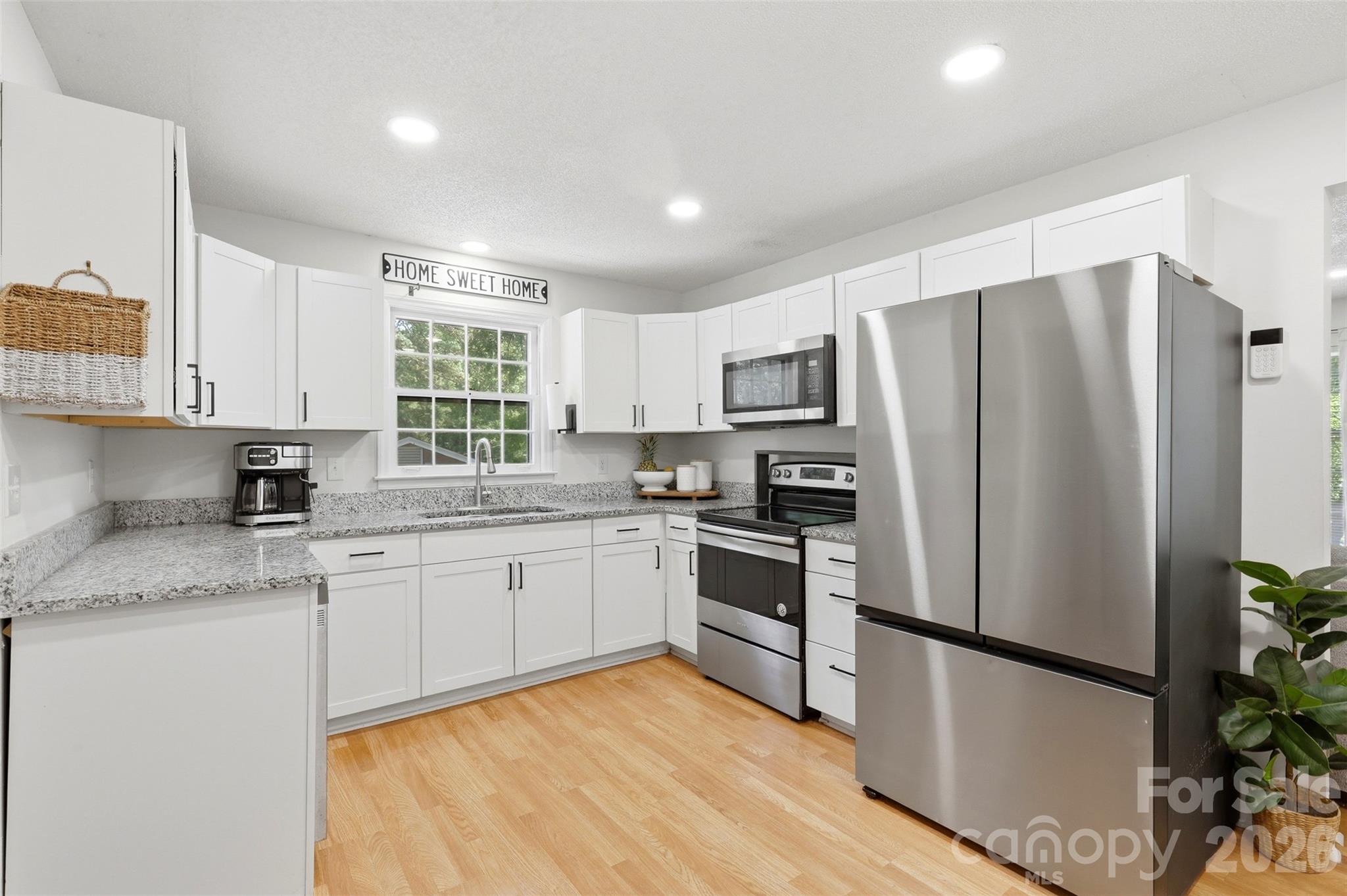 6607 Elmwood Circle